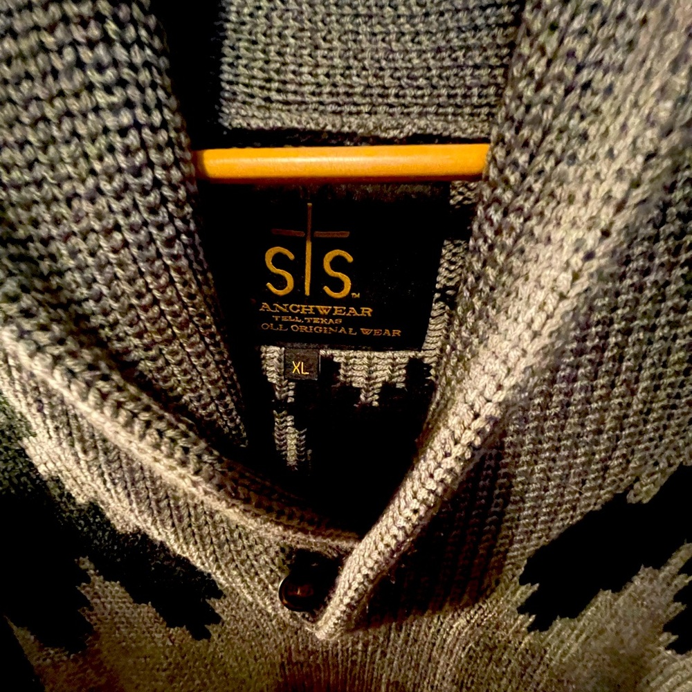 STS Sweater